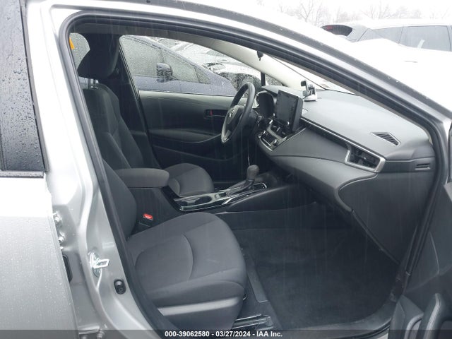 Toyota COROLLA LE 2022 JTDEPMAE0NJ229797 Image 5