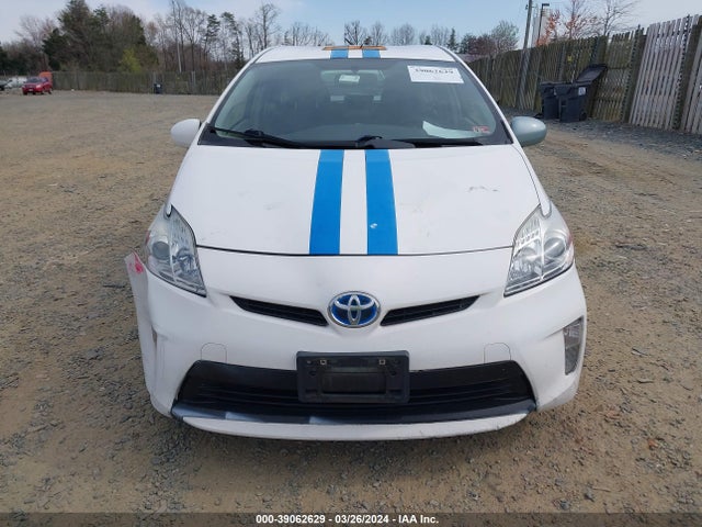 Toyota Prius Three 2015 JTDKN3DU2F1872448 Image 12