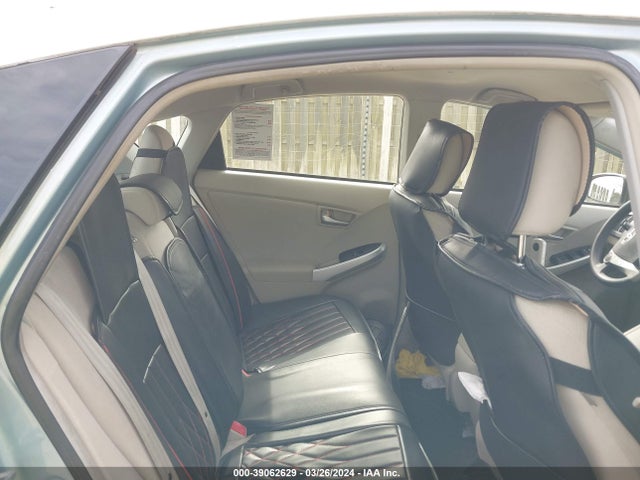 Toyota Prius Three 2015 JTDKN3DU2F1872448 Image 8