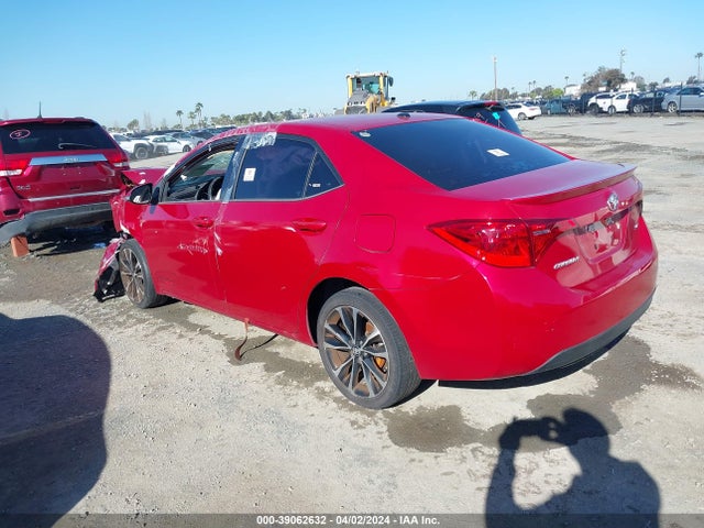 5YFBURHE4JP755158 Toyota COROLLA SE