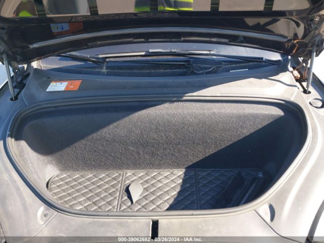 5YJXCBE25JF090163 Tesla Model X 100d/75d/p100d