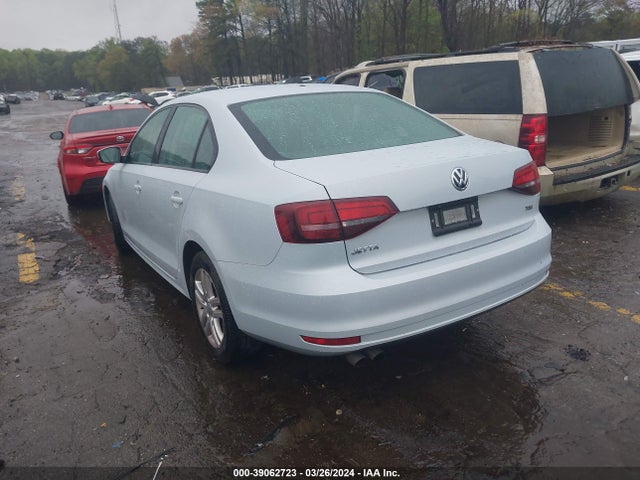 3VW2B7AJ0JM260011 Volkswagen Jetta 1.4t S