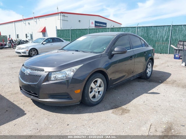 Chevrolet Cruze 1lt Auto 2014 1G1PC5SBXE7418204 Image 2