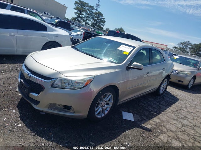 Chevrolet MALIBU 1LT 2015 1G11C5SL8FF122958 Image 2