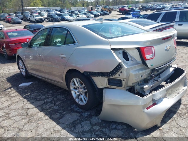 Chevrolet MALIBU 1LT 2015 1G11C5SL8FF122958 Image 3