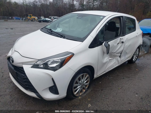 Toyota YARIS LE 2018 VNKKTUD39JA095317 Image 2