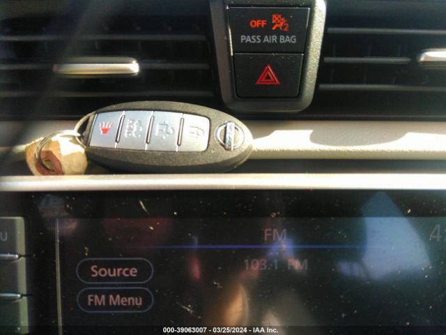 3N1CN8EVXML895817 Nissan Versa Sv Xtronic Cvt