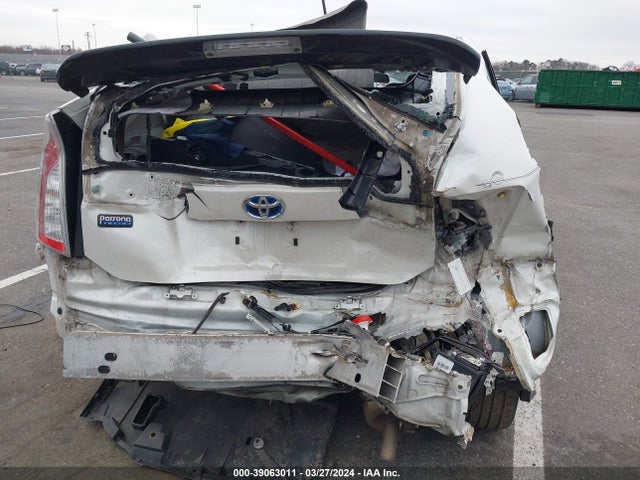 JTDKN3DU1F0399793 Toyota Prius Persona Series Special Edition
