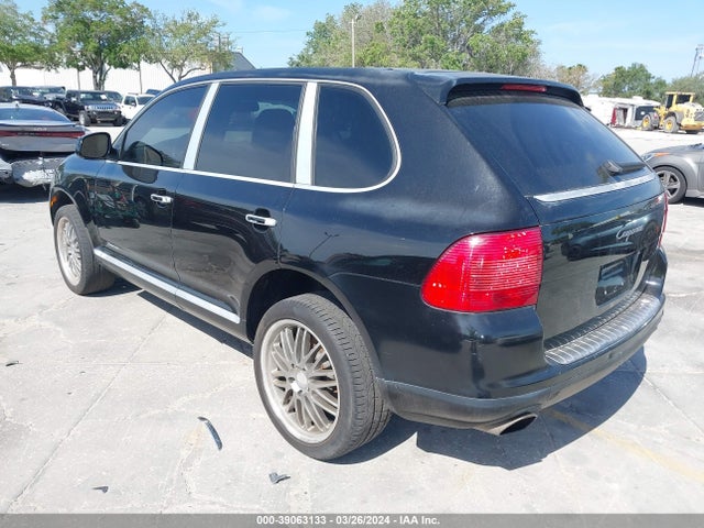 2006 PORSCHE CAYENNE WP1AA29P06LA21398 Photo 2