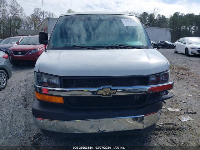 Chevrolet Express 3500 Work Van 2017 1GCZGHFG2H1155466 Image 12