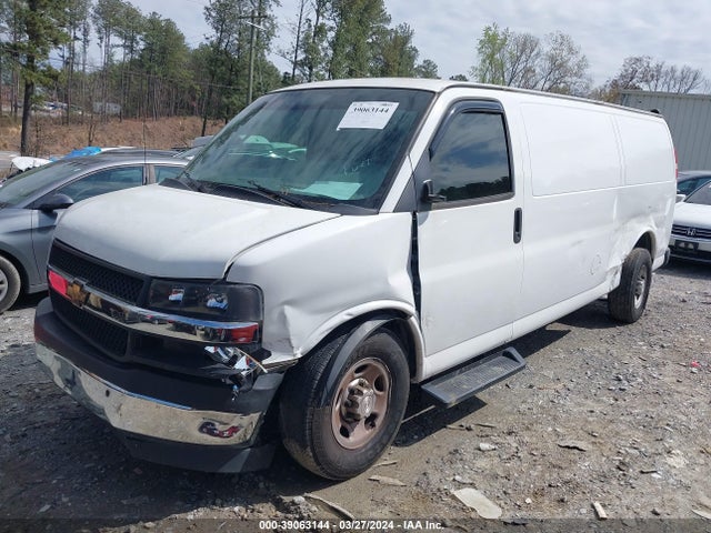 Chevrolet Express 3500 Work Van 2017 1GCZGHFG2H1155466 Image 14