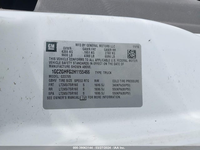 Chevrolet Express 3500 Work Van 2017 1GCZGHFG2H1155466 Image 9
