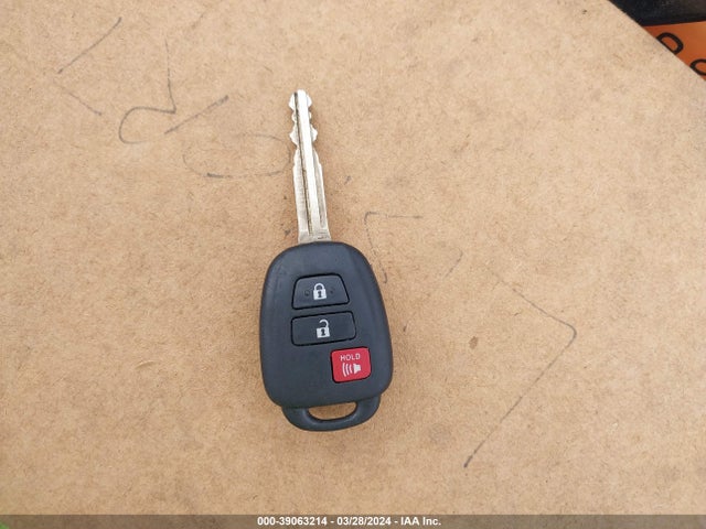 Toyota Rav4 Xle 2015 2T3WFREVXFW224947 Image 11