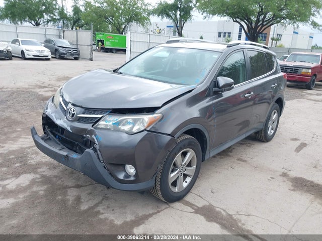Toyota Rav4 Xle 2015 2T3WFREVXFW224947 Image 2