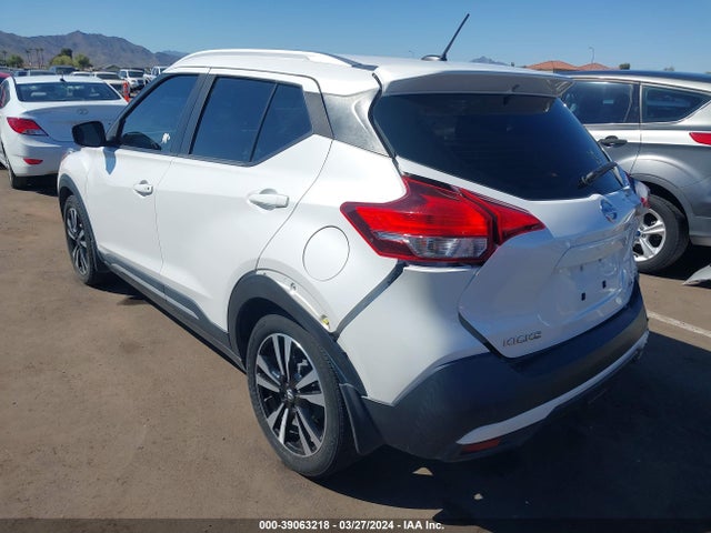 Nissan KICKS SR 2019 3N1CP5CU1KL509415 Image 3