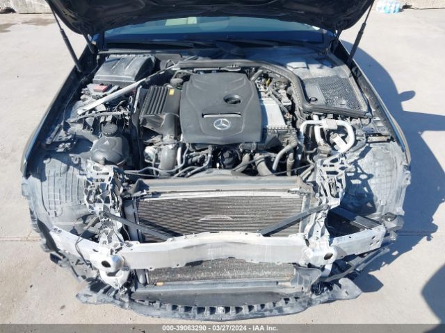 55SWF4JB6HU191256 Mercedes-Benz C 300 Luxury/sport