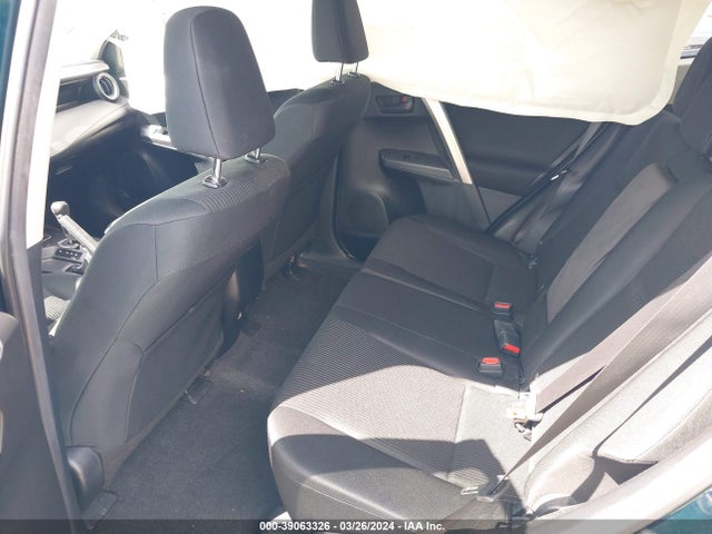 Toyota RAV4 LE 2018 JTMZFREV4JJ209798 Image 8