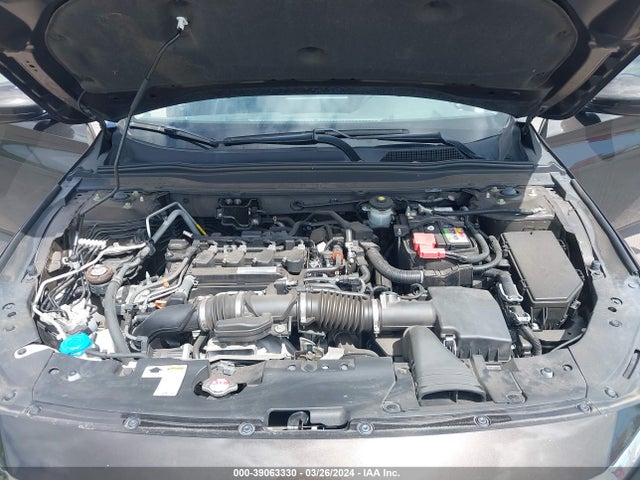 Honda Accord Touring 2018 1HGCV1F98JA163924 Image 10