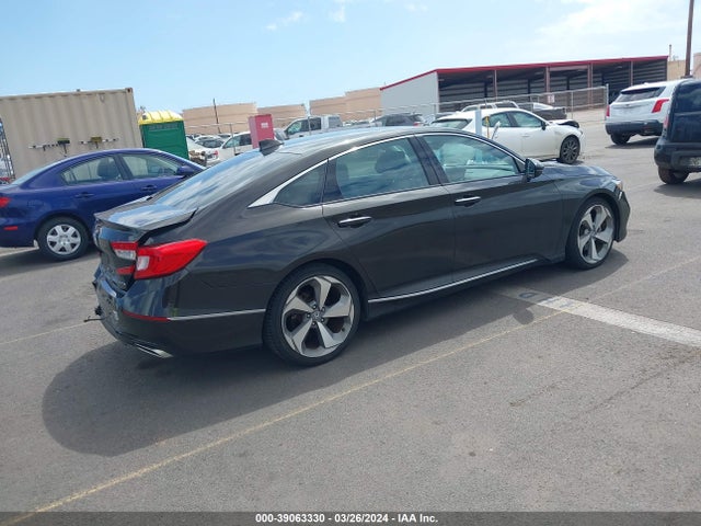 Honda Accord Touring 2018 1HGCV1F98JA163924 Image 4
