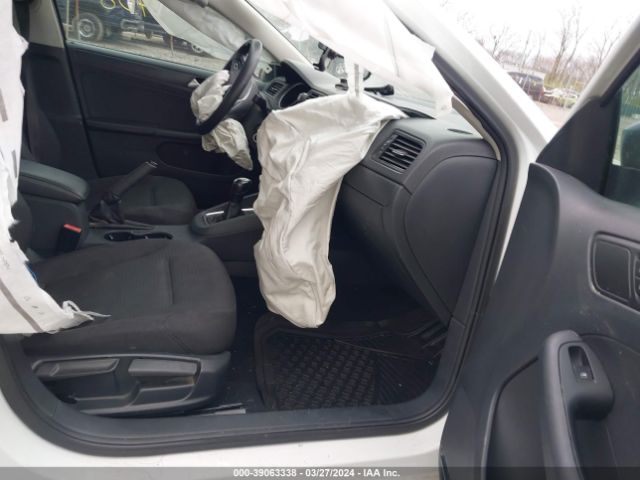 3VW267AJ4GM336892 Volkswagen Jetta 1.4t S
