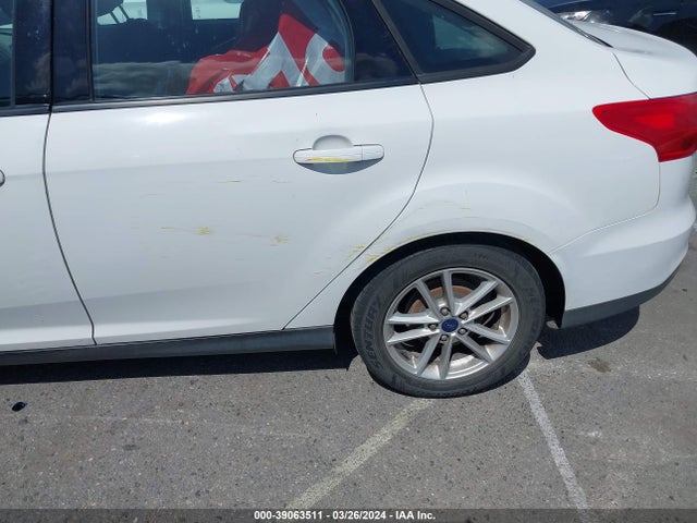 Ford FOCUS SE 2016 1FADP3F2XGL331786 Image 12