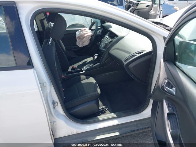 Ford FOCUS SE 2016 1FADP3F2XGL331786 Image 5