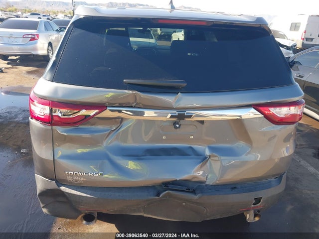 Chevrolet Traverse Ls 2018 1GNERFKW8JJ192416 Image 6