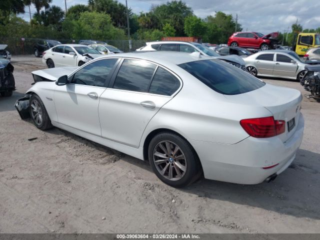 WBA5A5C5XFD513861 BMW 528I