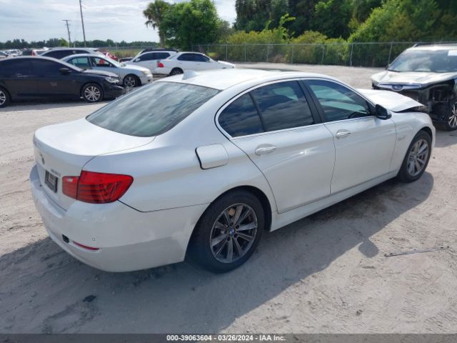 WBA5A5C5XFD513861 BMW 528I