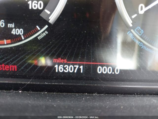 WBA5A5C5XFD513861 BMW 528I