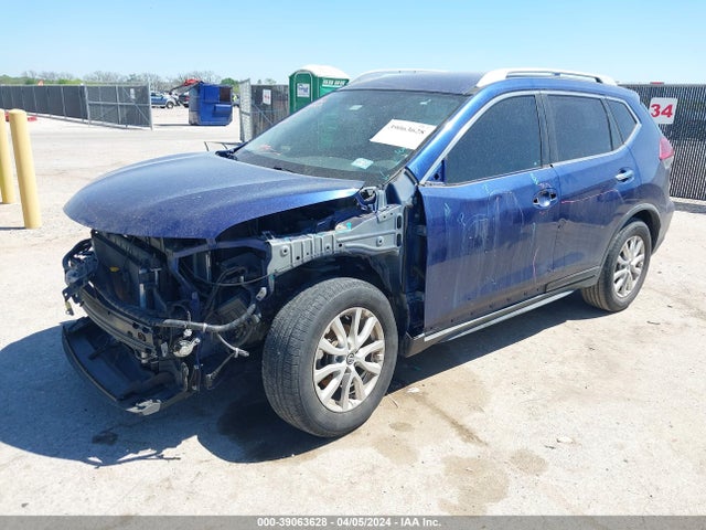Nissan ROGUE SV 2017 JN8AT2MT9HW136023 Image 2