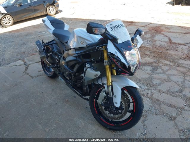 2019 SUZUKI GSX-R750 JS1GR7MA4K7100039