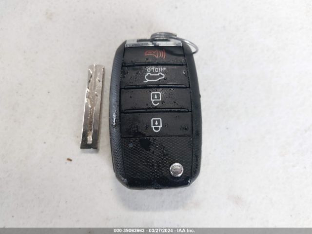 KNDP6CAC1L7709152 KIA SPORTAGE S
