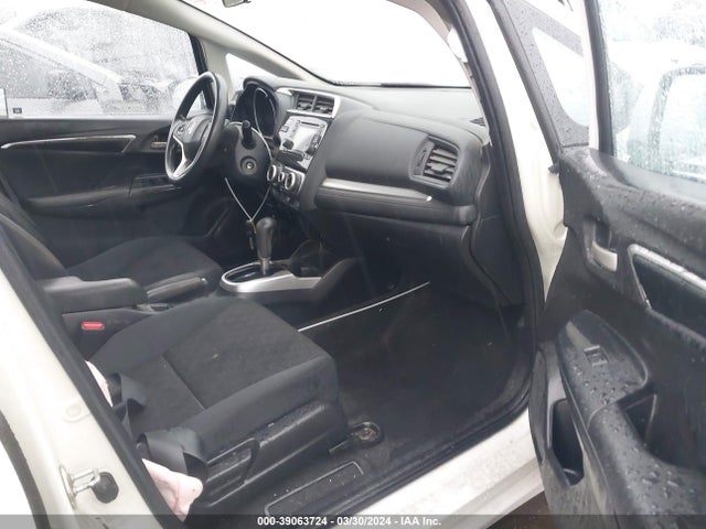 Honda FIT LX 2017 JHMGK5H53HS012406 Image 5
