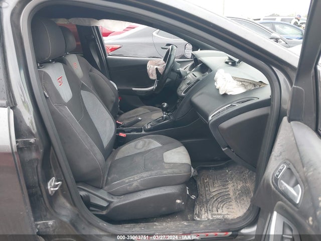 Ford FOCUS ST 2016 1FADP3L93GL310103 Image 5
