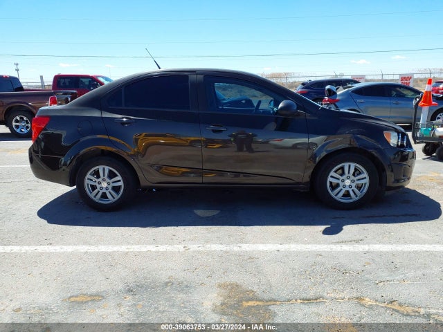 Chevrolet Sonic Lt Auto 2014 1G1JC5SH7E4228548 Image 13