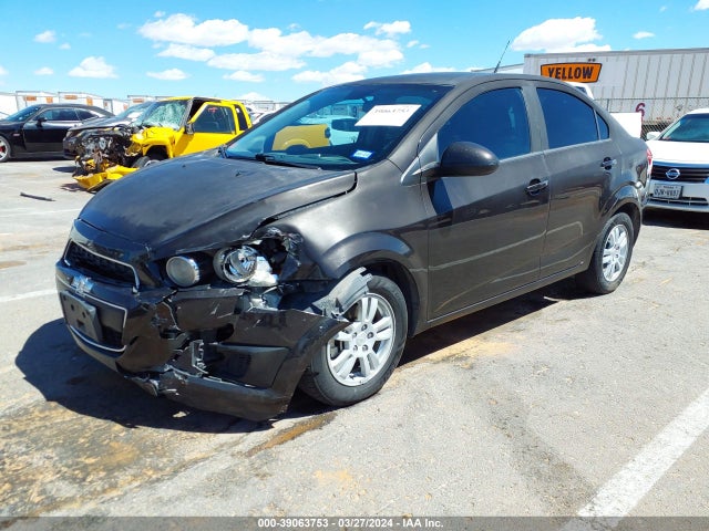 Chevrolet Sonic Lt Auto 2014 1G1JC5SH7E4228548 Image 2