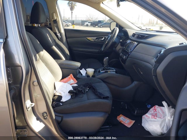 Nissan ROGUE SV 2019 KNMAT2MT5KP547478 Image 5
