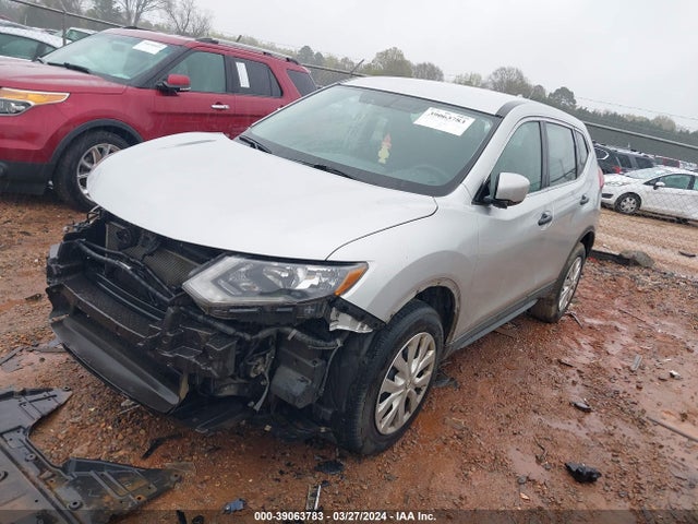 Nissan ROGUE S 2017 KNMAT2MV4HP503403 Image 2