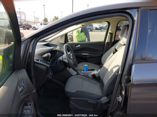 1FADP5AU6GL118046 Ford C-MAX SE