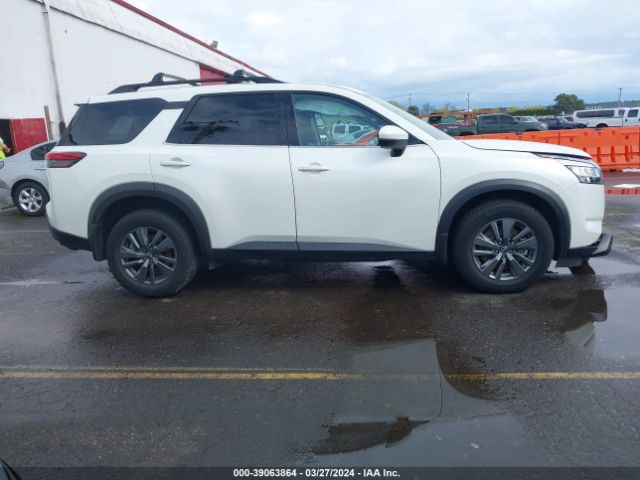 5N1DR3BC1NC225870 Nissan Pathfinder Sv 4wd