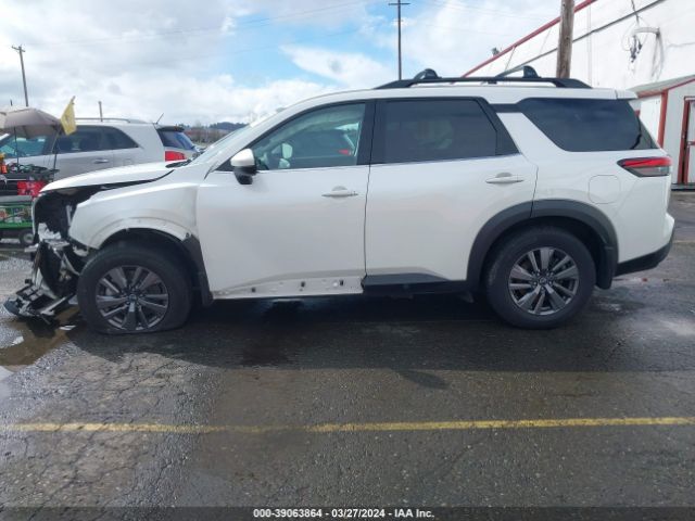 5N1DR3BC1NC225870 Nissan Pathfinder Sv 4wd