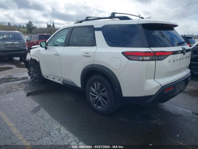 5N1DR3BC1NC225870 Nissan Pathfinder Sv 4wd