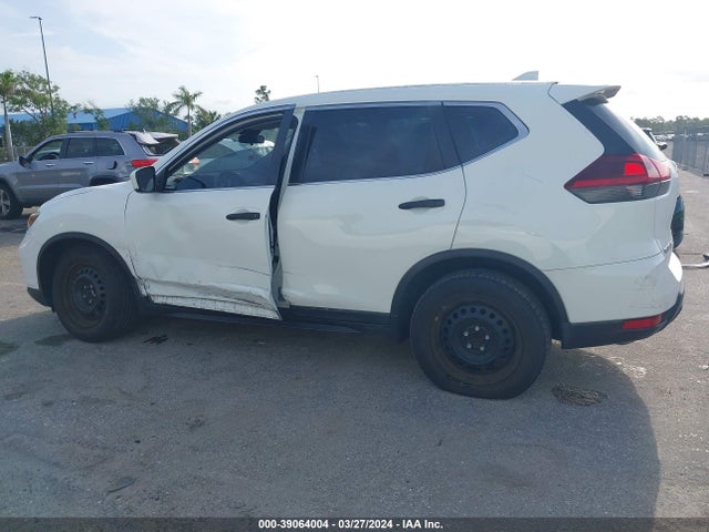 Nissan ROGUE S 2019 5N1AT2MT4KC753569 Image 14
