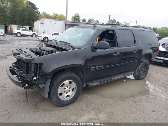 Chevrolet Suburban 1500 Lt 2014 1GNSKJE72ER220054 Image 2