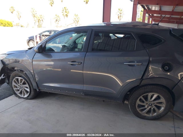 Hyundai TUCSON SE 2017 KM8J23A44HU537584 Image 14