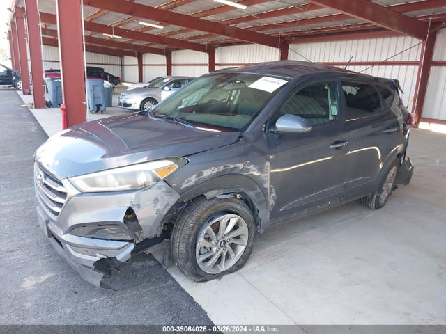 Hyundai TUCSON SE 2017 KM8J23A44HU537584 Image 2