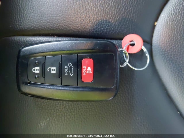 Toyota Highlander Xle 2022 5TDGZRBH0NS596856 Image 11