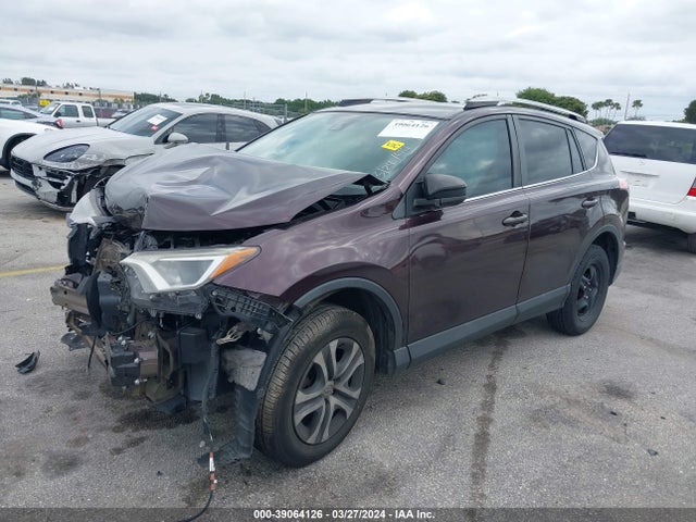 Toyota RAV4 LE 2017 2T3ZFREV1HW391441 Image 2