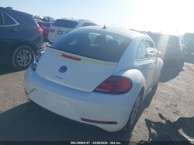 3VWFD7AT2JM702686 Volkswagen Beetle 2.0t Coast/2.0t S